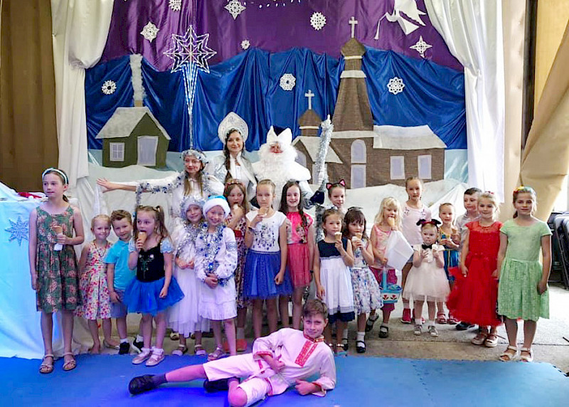 Why do we need kid's Christmas parties?