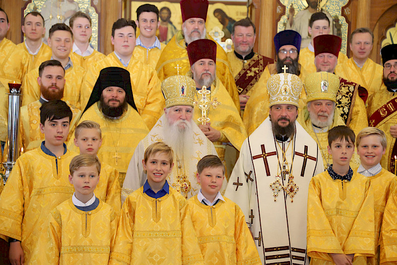 Metropolitan of Singapore Sergius holds a liturgy in the Peter and Paul Cathedral in Sydney