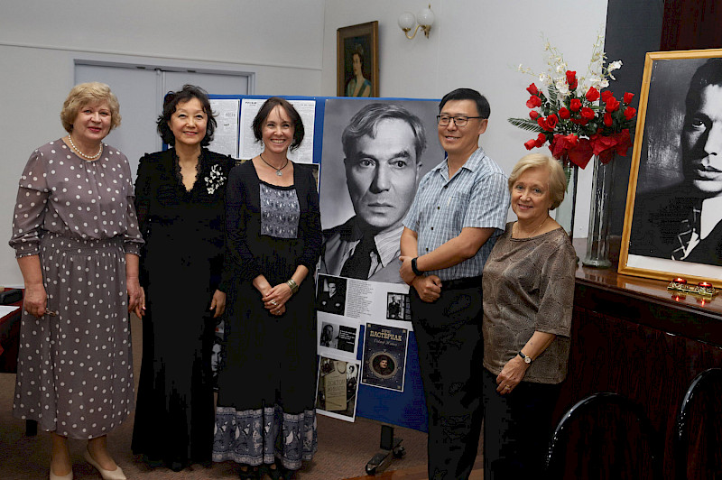 Pasternak's poems are read in Sydney