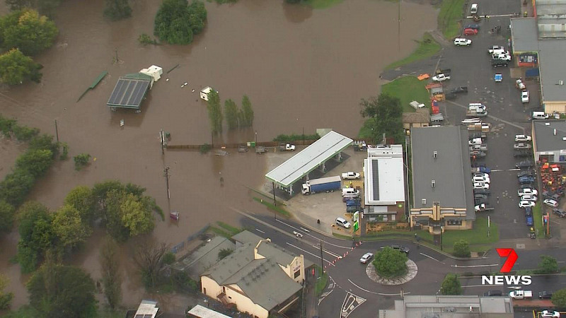 Наводнения в большом Сиднее