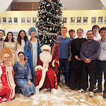 Рождественская елка в Свято-Николаевском соборе в Брисбене