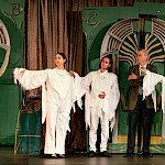 Счастье помещается в ладони. Новая премьера театра в Аделаиде